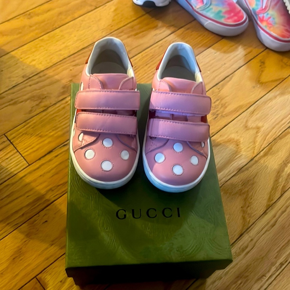 Gucci Baby sneakers size 22